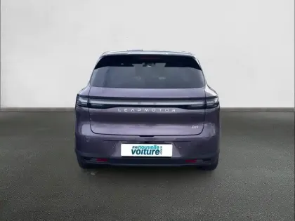 Photo 29 Leapmotor B10  BEV 67.1 kWh - 160 kW