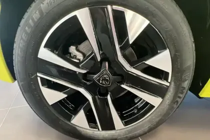 Photo 9 Peugeot 208  Electrique 50 kWh 136ch