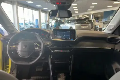 Photo 11 Peugeot 208  Electrique 50 kWh 136ch