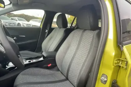 Photo 34 Peugeot 208  Electrique 50 kWh 136ch