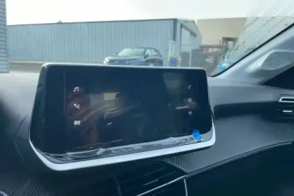 Photo 40 Peugeot 208  Electrique 50 kWh 136ch