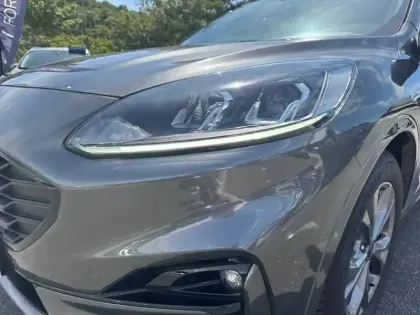 Photo 14 Ford Kuga  2.5 Duratec 190 ch FlexiFuel FHEV E85 Powershift