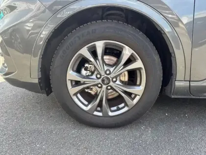 Photo 13 Ford Kuga  2.5 Duratec 190 ch FlexiFuel FHEV E85 Powershift