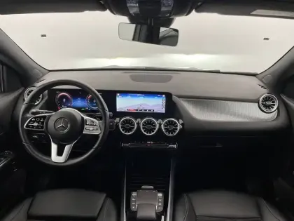 Photo 31 Mercedes EQA  250