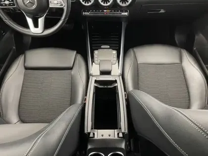 Photo 32 Mercedes EQA  250