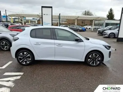 Photo 70 Peugeot 208  Hybrid 110 e-DCS6