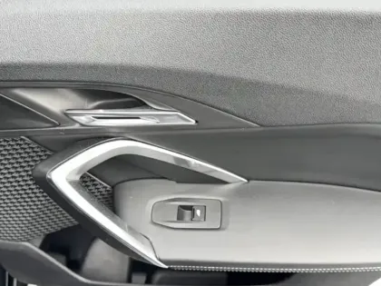 Photo 15 BMW X1  xDrive 25e 245ch DKG7