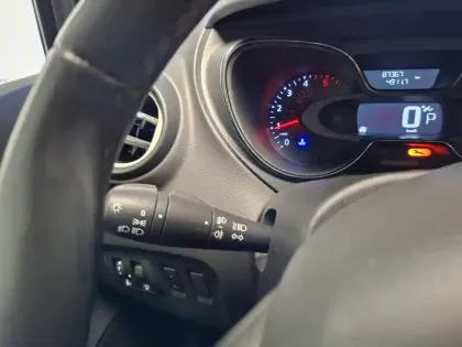 Photo 30 Renault Captur  dCi 90 Energy EDC