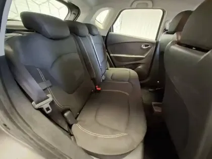 Photo 24 Renault Captur  dCi 90 Energy EDC