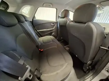 Photo 23 Renault Captur  dCi 90 Energy EDC