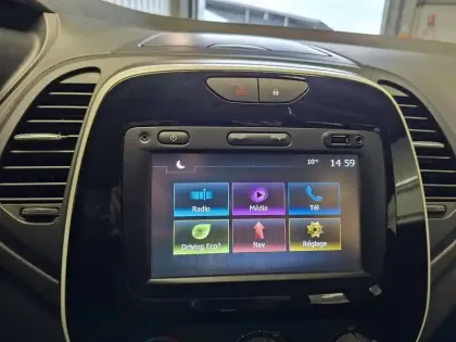 Photo 34 Renault Captur  dCi 90 Energy EDC