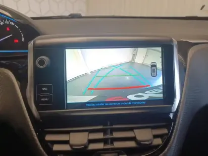 Photo 18 Peugeot 2008  PureTech 110ch S&S BVM6