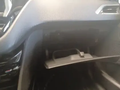 Photo 22 Peugeot 2008  PureTech 110ch S&S BVM6