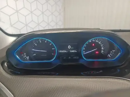 Photo 13 Peugeot 2008  PureTech 110ch S&S BVM6