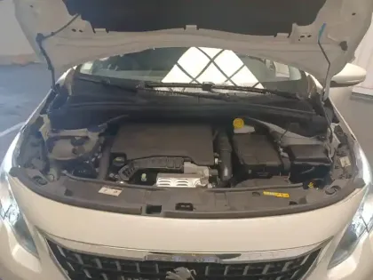 Photo 25 Peugeot 2008  PureTech 110ch S&S BVM6