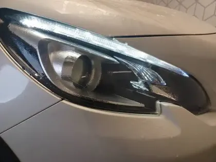 Photo 31 Peugeot 2008  PureTech 110ch S&S BVM6