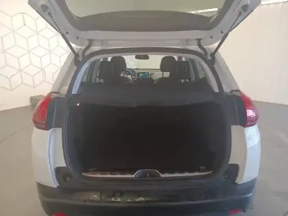 Photo 27 Peugeot 2008  PureTech 110ch S&S BVM6