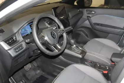 Photo 22 Renault Captur  E-Tech full hybrid 145 ch