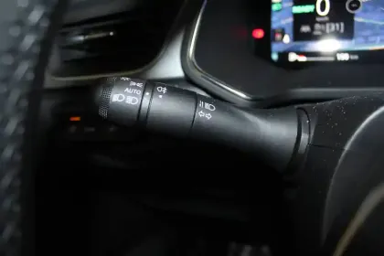 Photo 31 Renault Captur  E-Tech full hybrid 145 ch