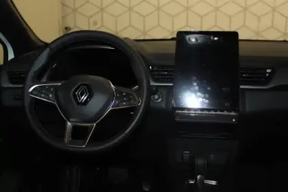 Photo 16 Renault Captur  E-Tech full hybrid 145 ch