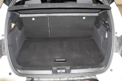 Photo 59 Renault Captur  E-Tech full hybrid 145 ch