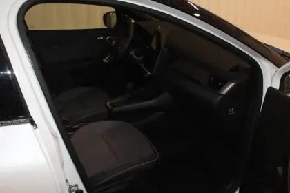 Photo 11 Renault Captur  E-Tech full hybrid 145 ch