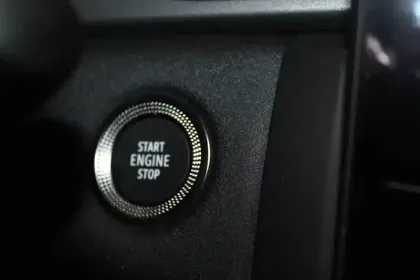 Photo 43 Renault Captur  E-Tech full hybrid 145 ch