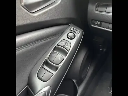 Photo 19 Nissan Juke  HYBRID 143