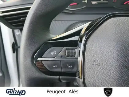 Photo 15 Peugeot 208  PureTech 100 S&S BVM6