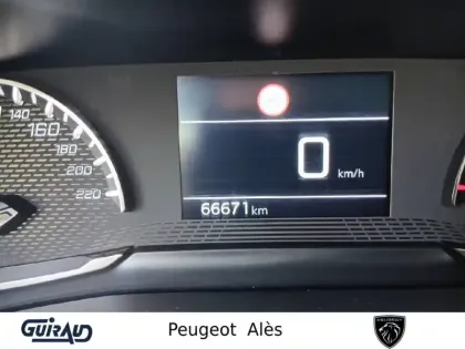 Photo 19 Peugeot 208  PureTech 100 S&S BVM6