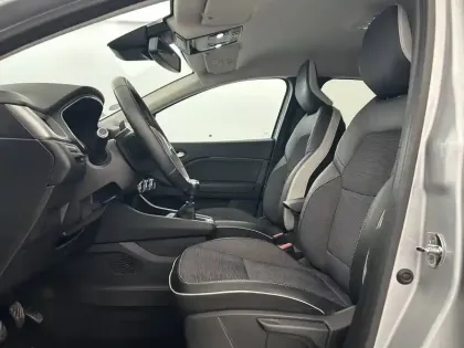 Photo 17 Renault Captur  TCe 90