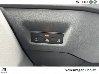 Photo 13 Volkswagen Crafter  VAN 35 L3H3 2.0 TDI 140 CH BVA