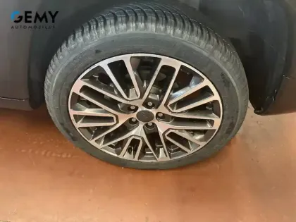 Photo 10 Jeep Compass  1.5 Turbo T4 130 ch BVR7 e-Hybrid