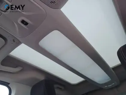 Photo 21 Peugeot Rifter  Standard BlueHDi 130 S&S BVM6 5pl