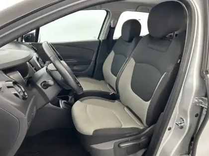 Photo 8 Renault Captur  TCe 90 Energy