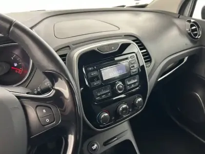 Photo 11 Renault Captur  TCe 90 Energy