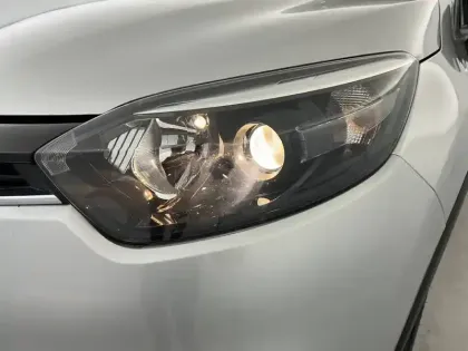 Photo 19 Renault Captur  TCe 90 Energy