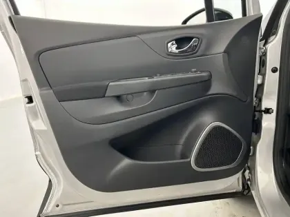 Photo 10 Renault Captur  TCe 90 Energy