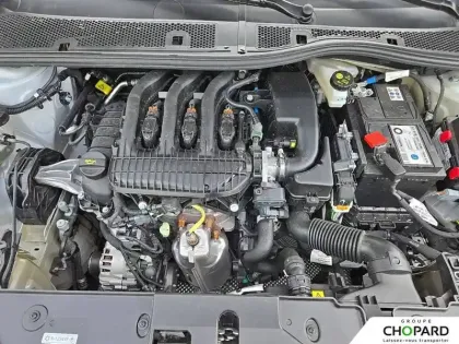 Photo 25 Peugeot 208  PureTech 75 S&S BVM5