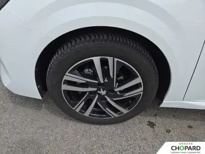 Photo 24 Peugeot 208  PureTech 75 S&S BVM5