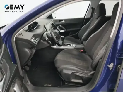 Photo 8 Peugeot 308  PureTech 130ch S&S BVM6