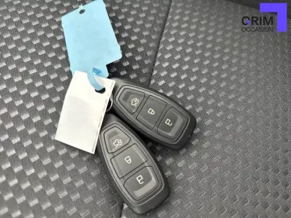 Photo 28 Ford Kuga  2.5 Duratec 190 ch FlexiFuel FHEV E85 Powershift