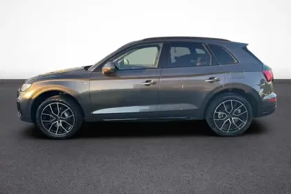 Photo 2 Audi Q5  55 TFSIe 367 S tronic 7 Quattro