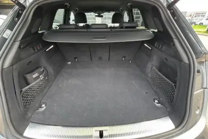 Photo 42 Audi Q5  55 TFSIe 367 S tronic 7 Quattro