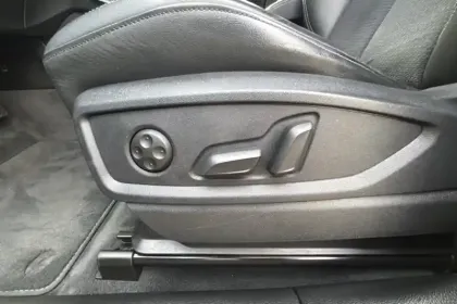 Photo 59 Audi Q5  55 TFSIe 367 S tronic 7 Quattro