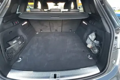 Photo 10 Audi Q5  55 TFSIe 367 S tronic 7 Quattro