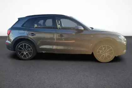 Photo 6 Audi Q5  55 TFSIe 367 S tronic 7 Quattro