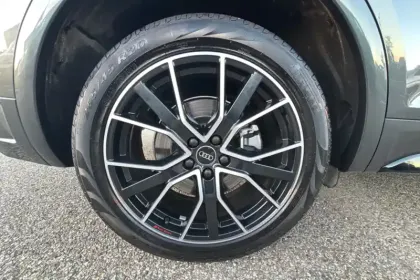 Photo 31 Audi Q5  55 TFSIe 367 S tronic 7 Quattro