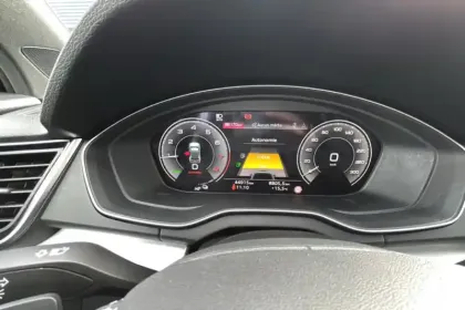 Photo 48 Audi Q5  55 TFSIe 367 S tronic 7 Quattro