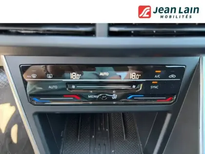 Photo 13 Volkswagen Taigo  1.0 TSI 116 DSG7